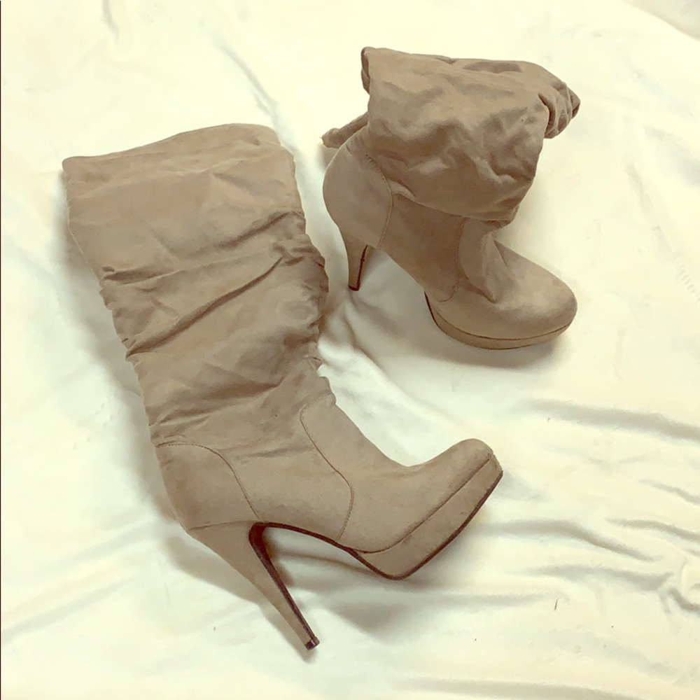 ShoeDazzle gray heeled boots